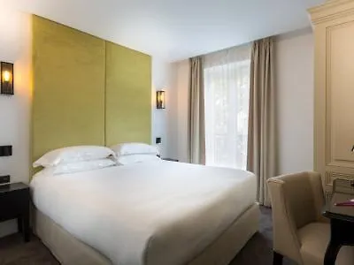 Hotel La Comtesse Parigi