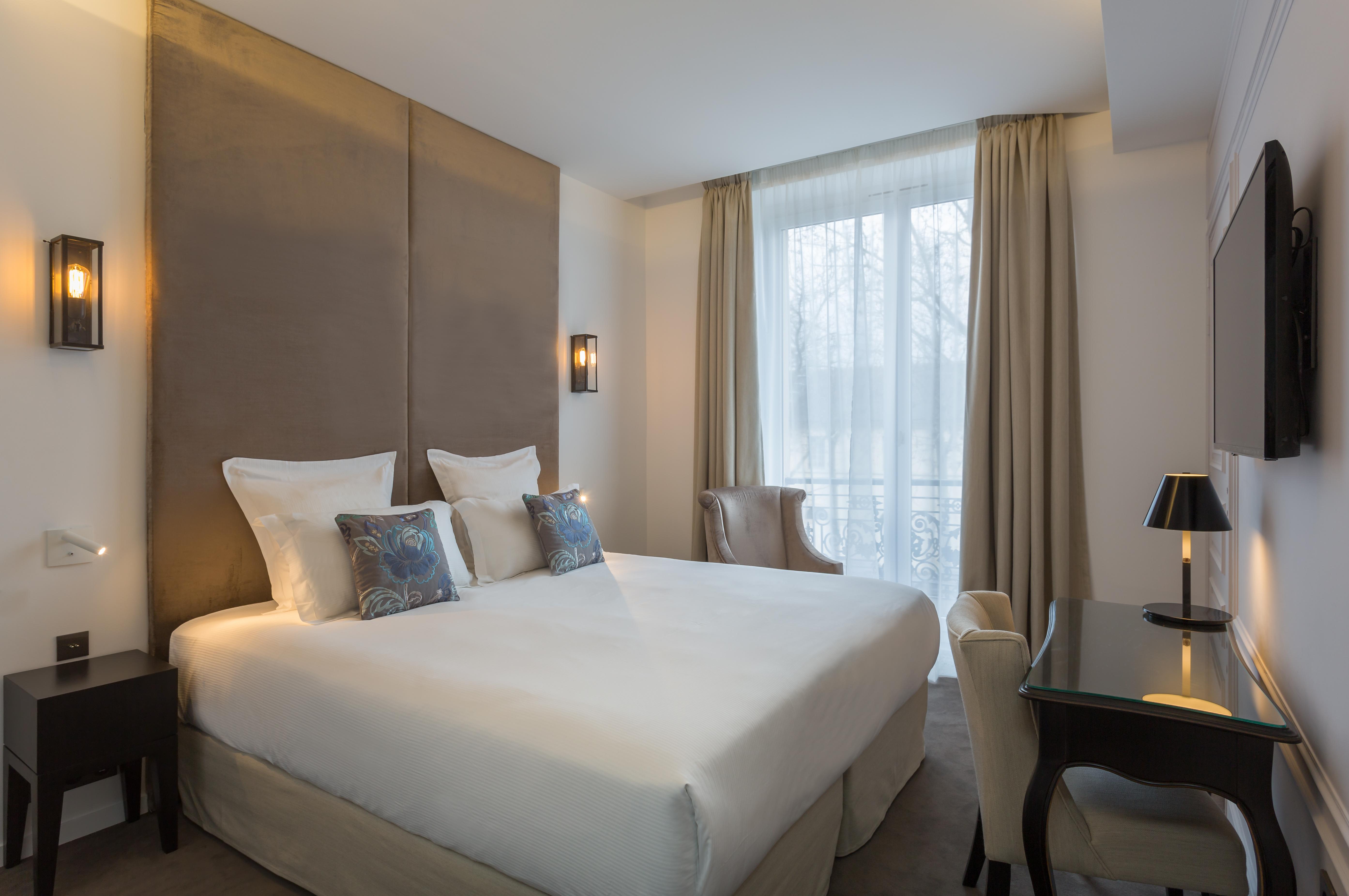 Hotel La Comtesse 4*