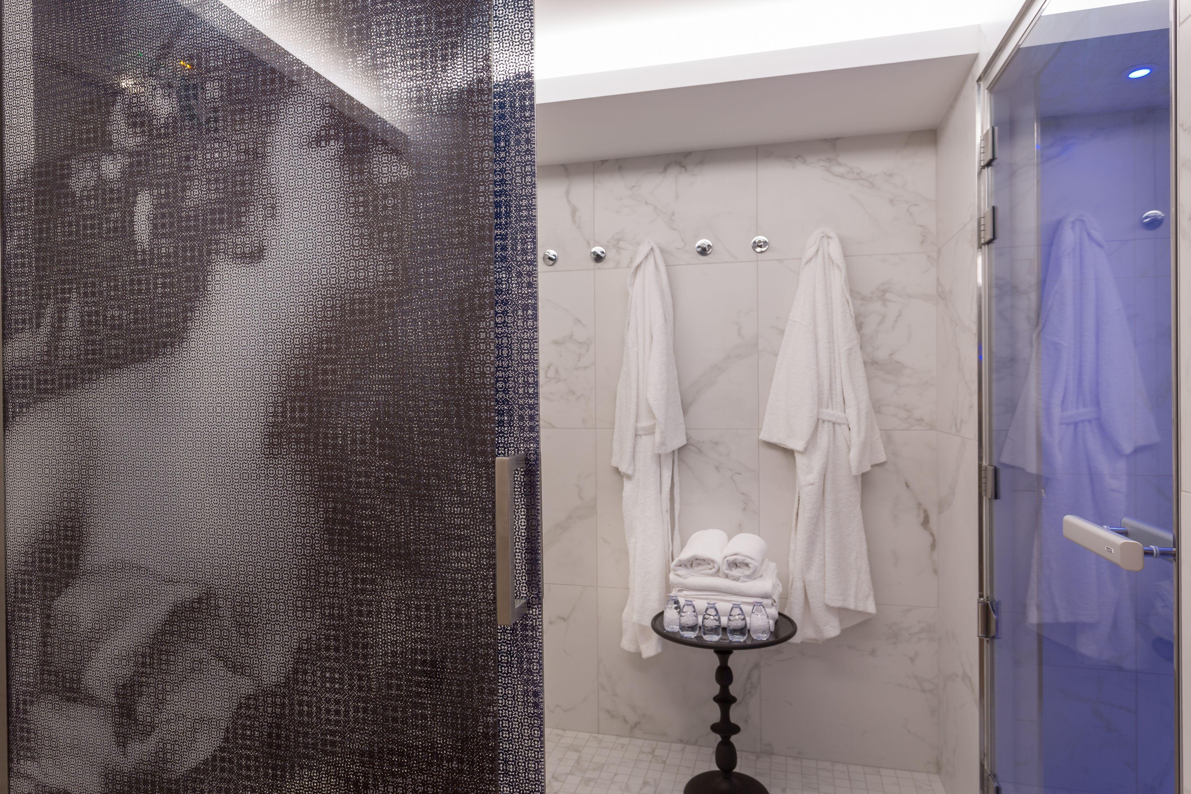 La Comtesse Hotel Parigi