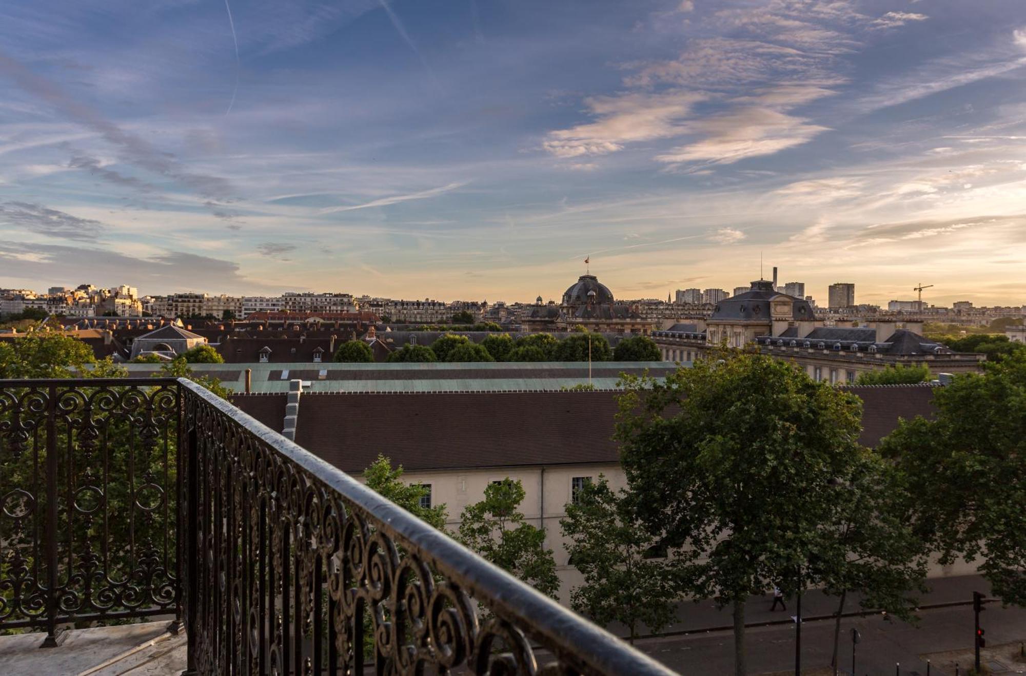 Hotel La Comtesse Parigi