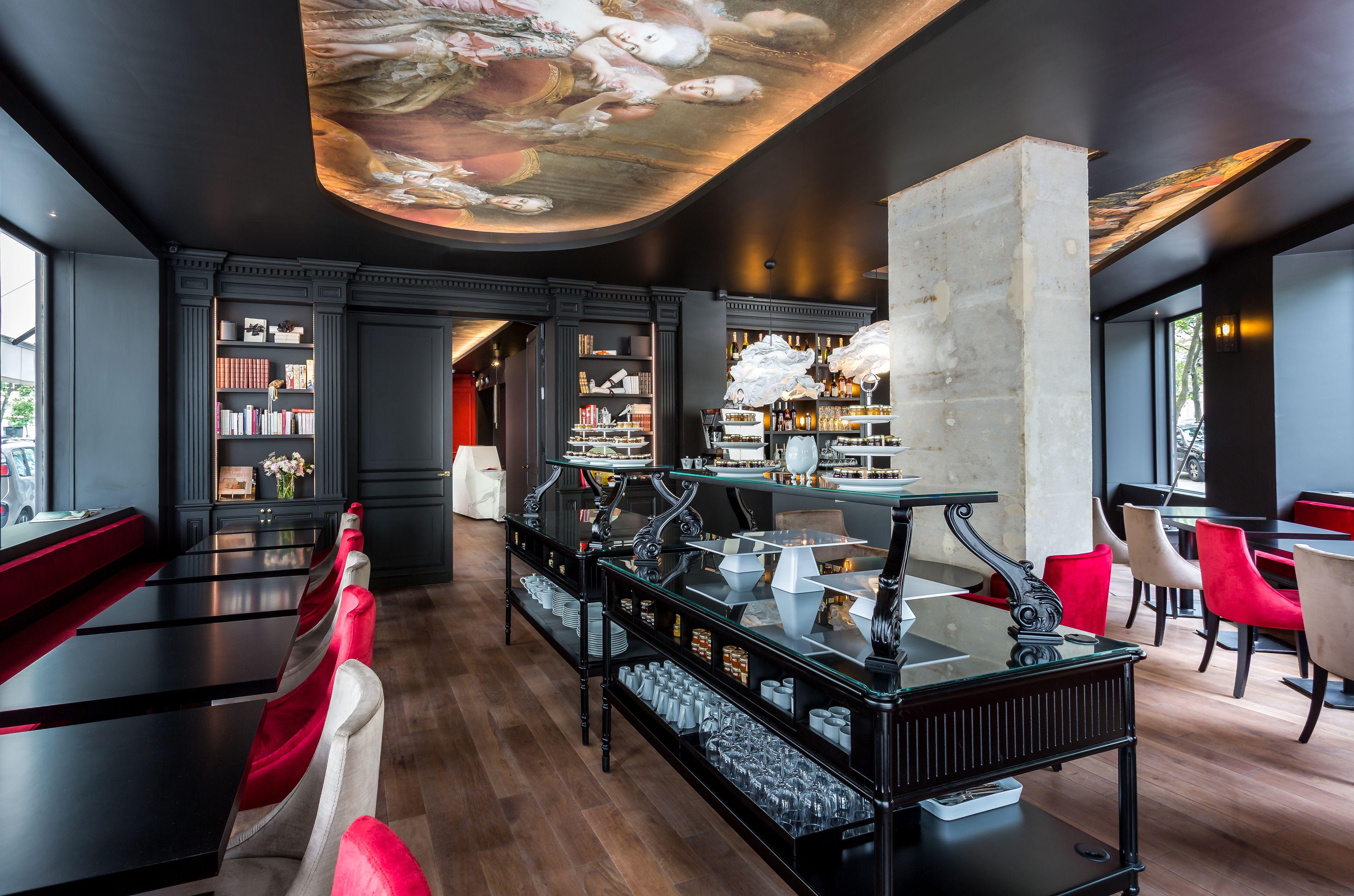 La Comtesse Hotel