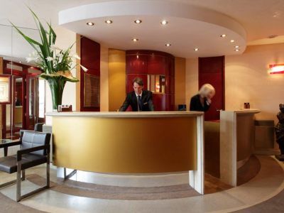 La Comtesse Hotel